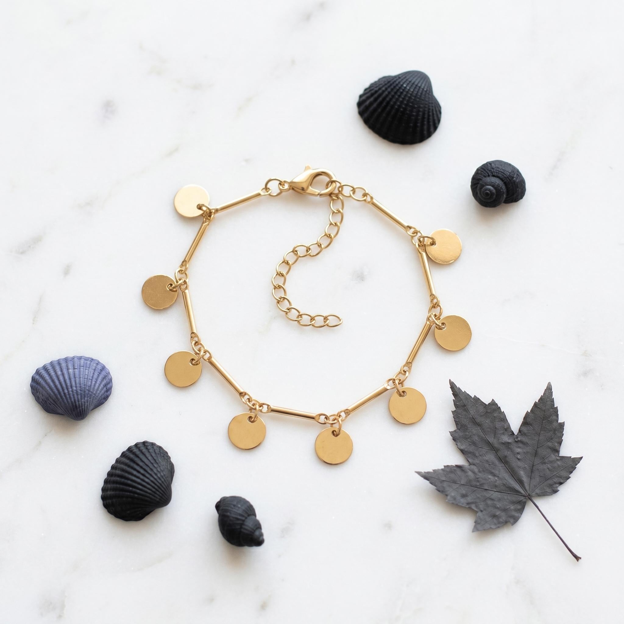 Pulseira Medalhinha Banhada a Ouro 18k (6 meses de garantia)