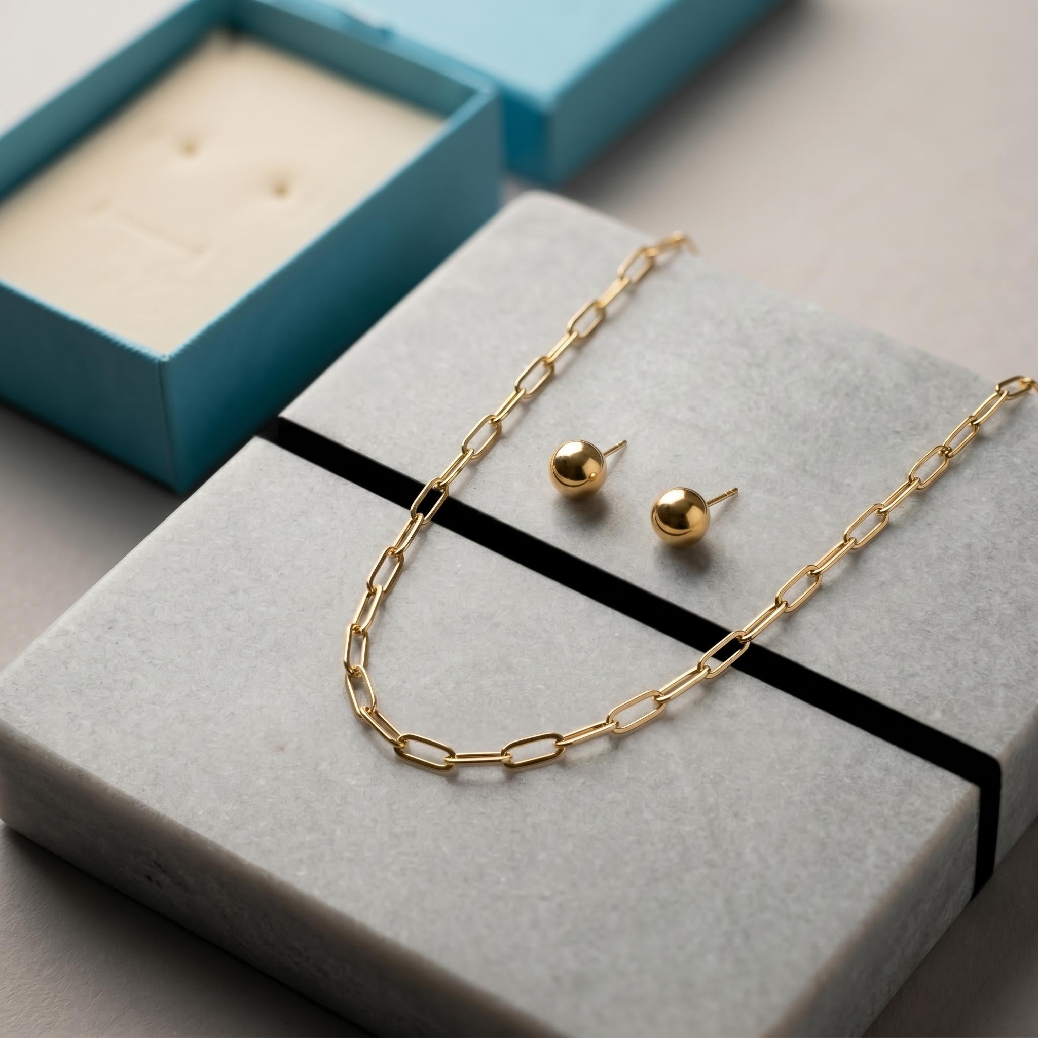 Conjunto Corrente Elos e Brinco Bolinha Banhado a Ouro 18k
